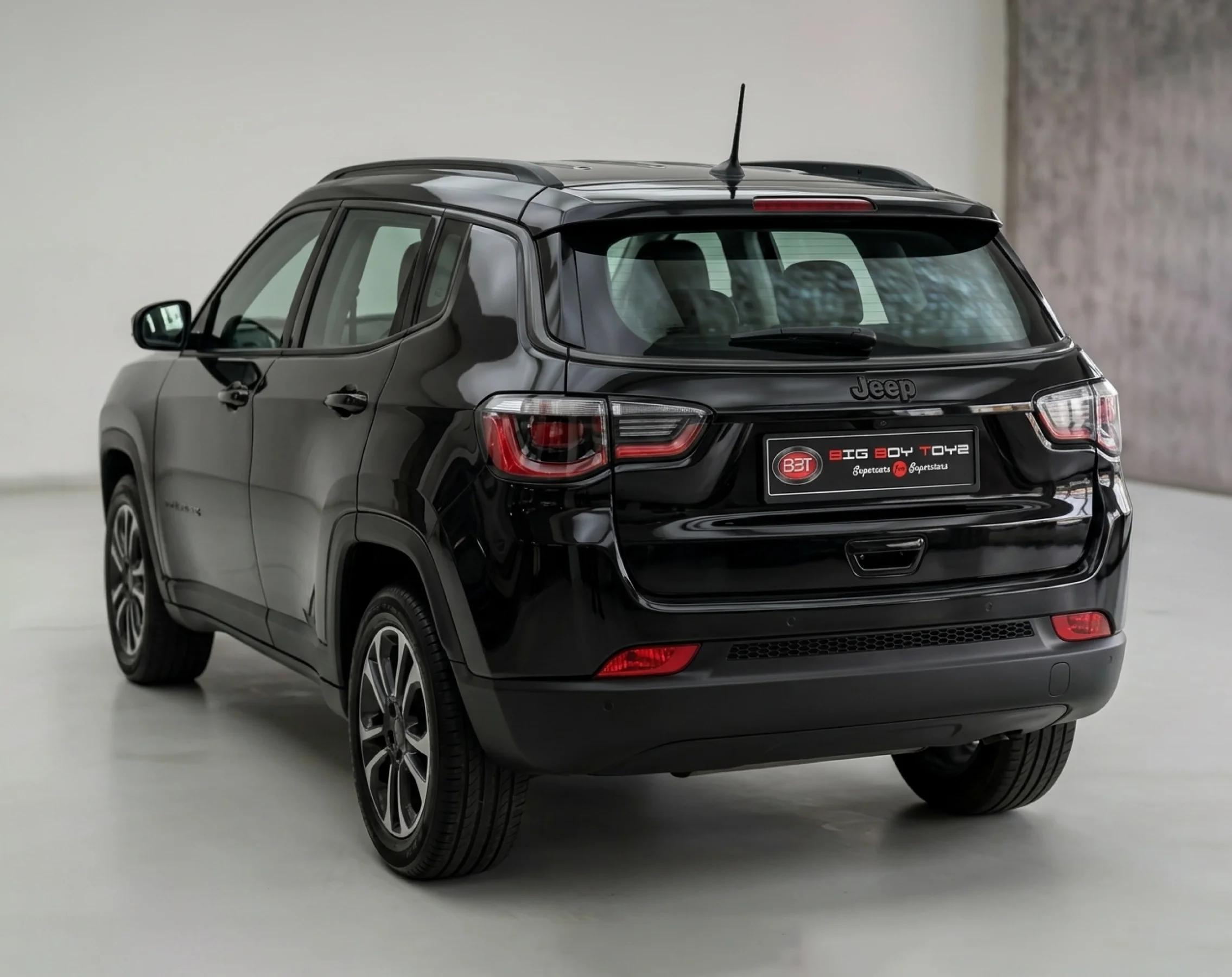 Jeep Compass - image 3
