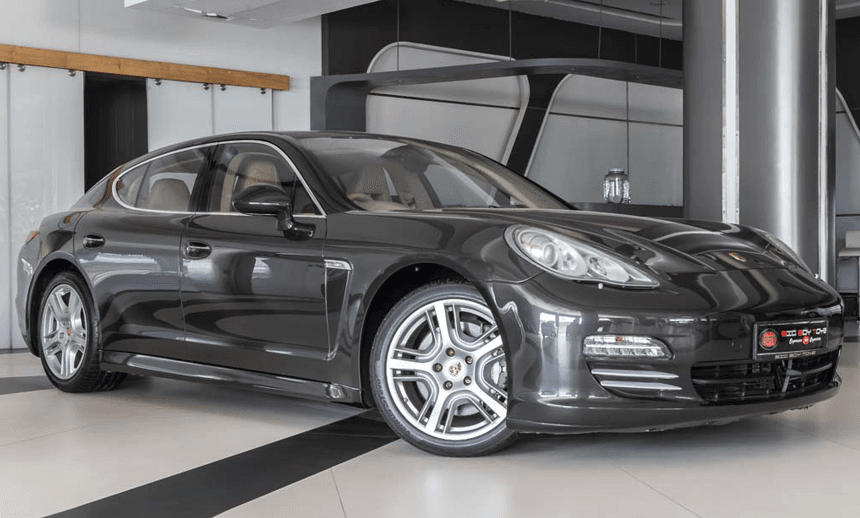 The Two Enchanters: Porsche Panamera 4S and S