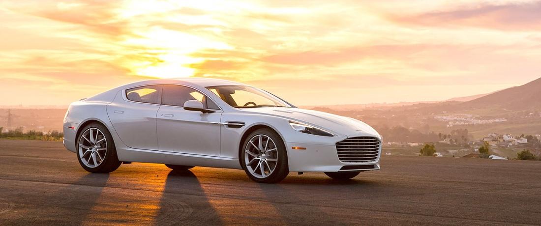 Speed Style Luxury - Aston Martin Rapide