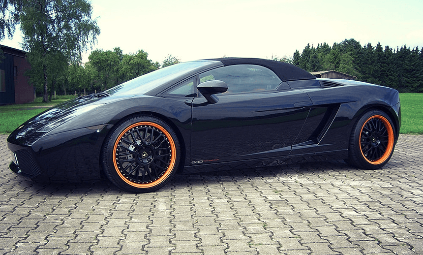 Two Inseparables: John Abraham & his Mighty Lamborghini Gallardo