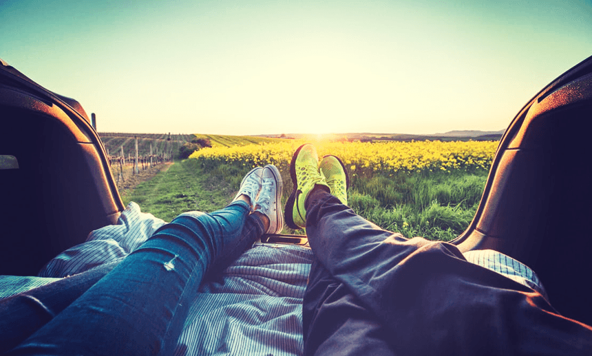 This is What Happens When there Resides a Traveller Inside a Crazy Car Lover