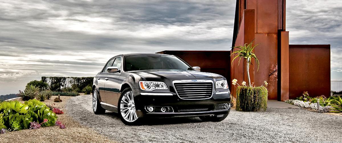 300 â€“ The Ultimate GANGSTA Car