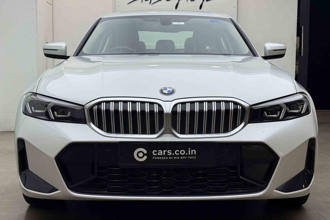 BMW 330Li M Sport 