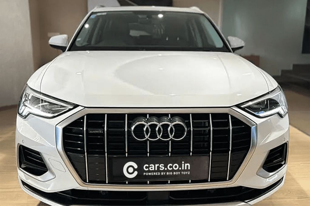 Audi Q3 Premium Plus 
