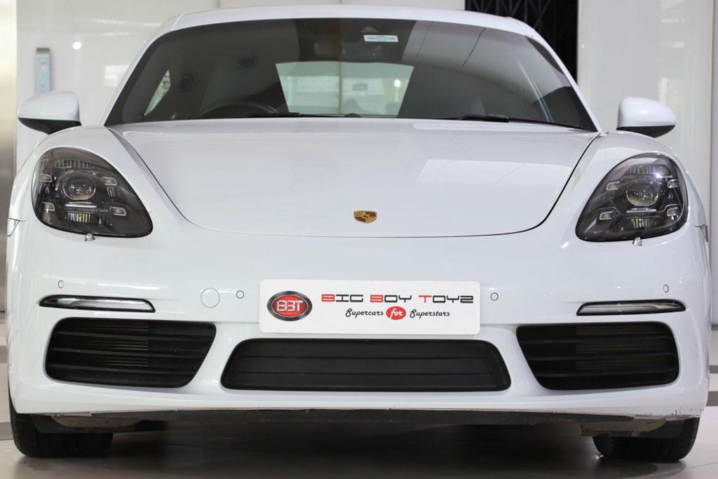Porsche 718 Cayman 