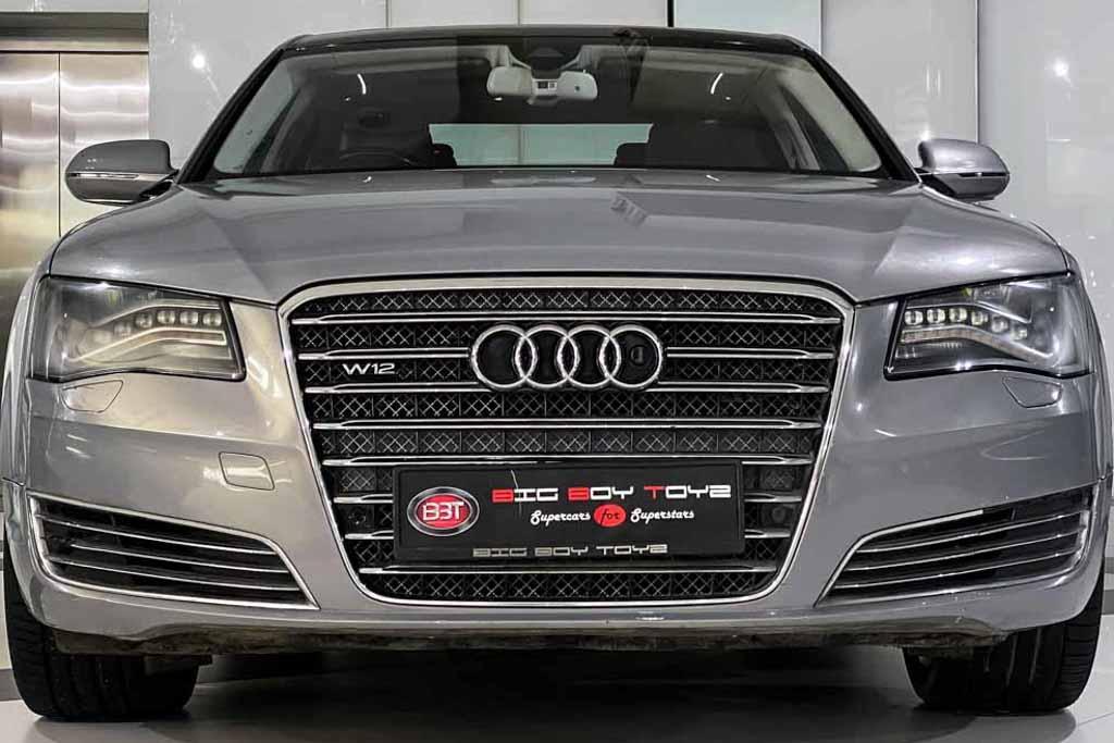 Audi A8L W12