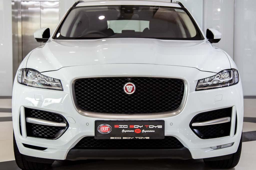 Jaguar F-Pace R sport