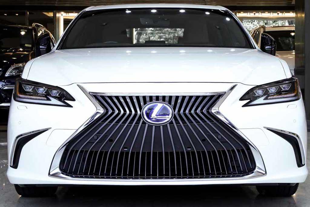 Lexus ES 300h Luxury