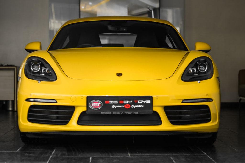 Porsche 718 Cayman 
