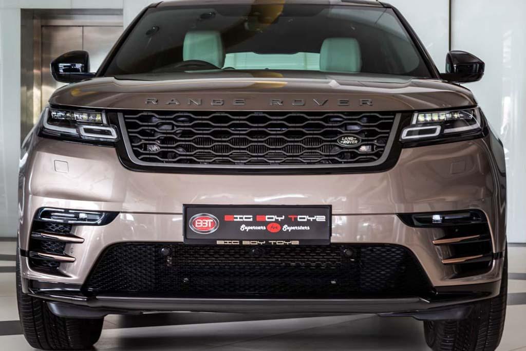 Range Rover Velar D180  R-Dynamic