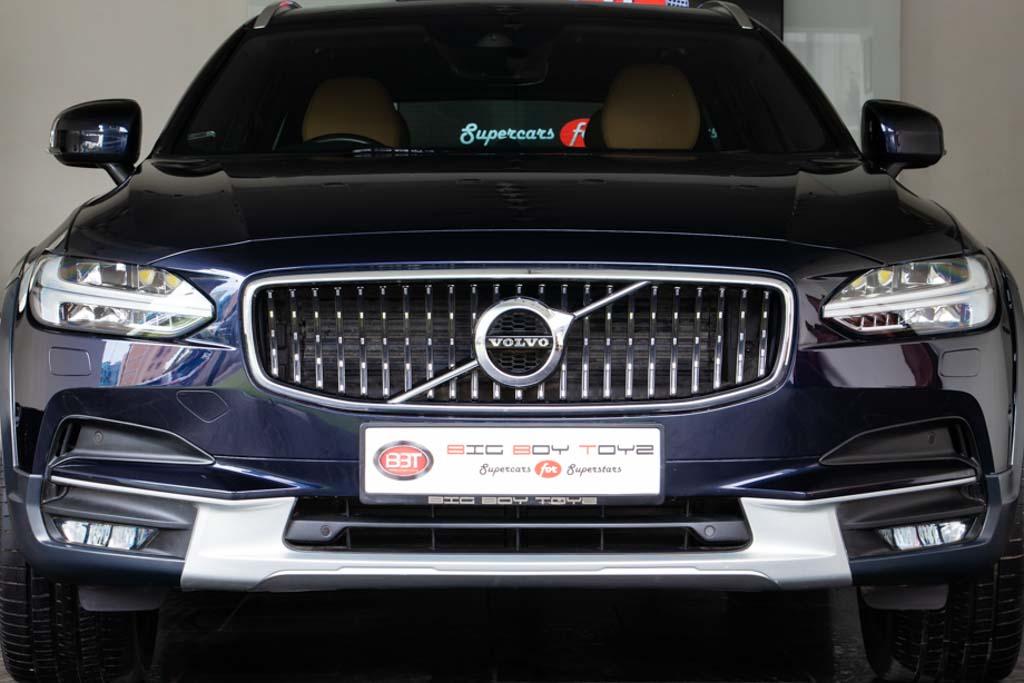 Volvo V90 Cross Country Inscription