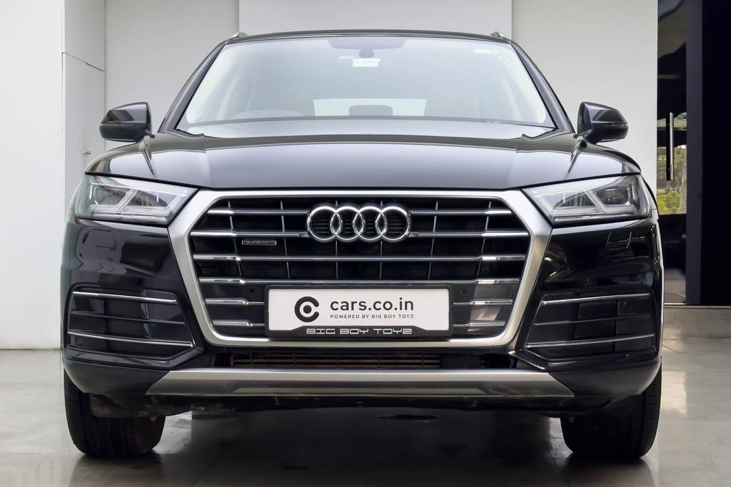 Audi Q5 45 TFSI Technology 