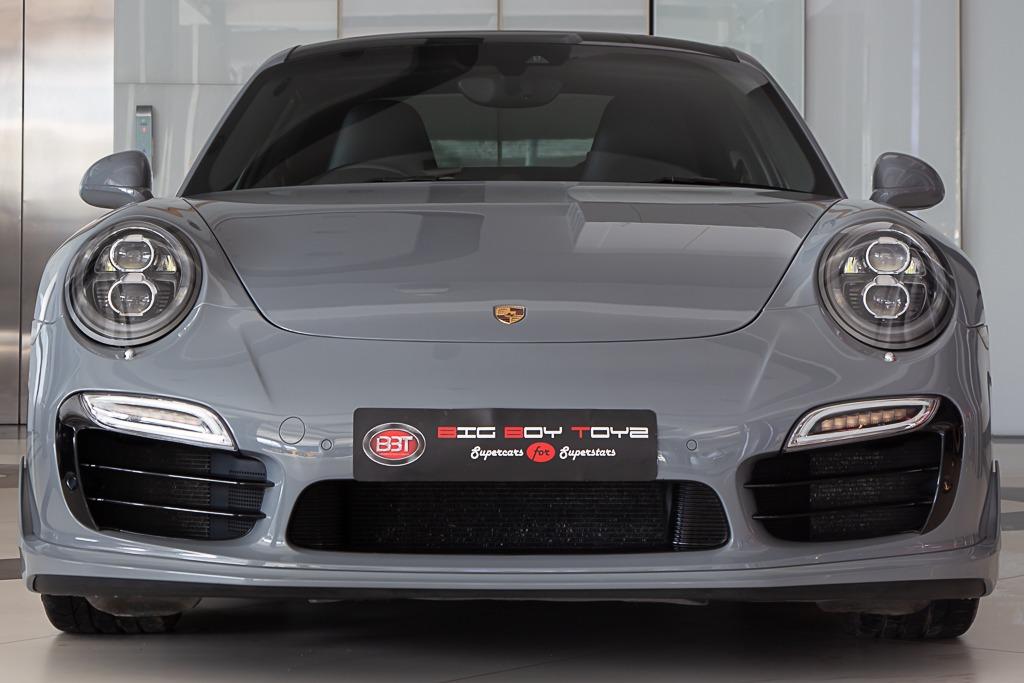 Porsche 911 Turbo S 