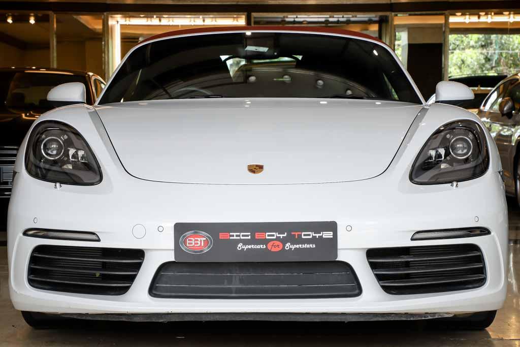 PORSCHE 718 BOXSTER