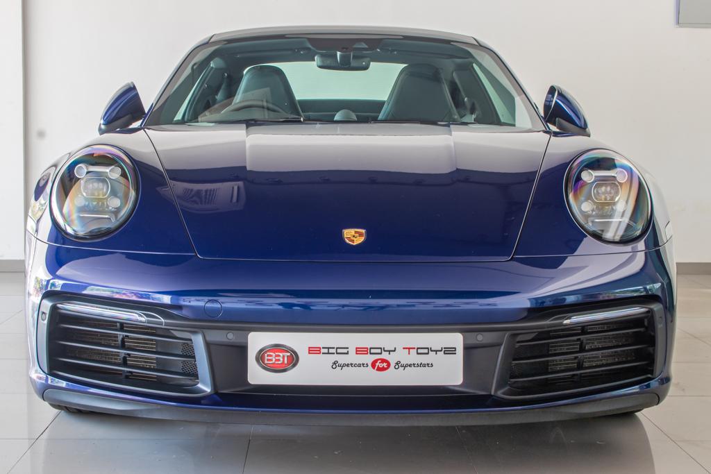 Porsche 911 Carrera 