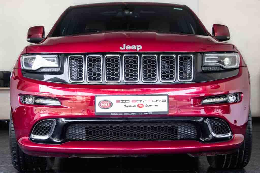 Jeep Grand Cherokee SRT