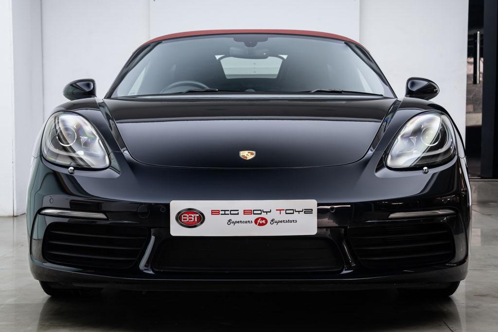 PORSCHE 718 BOXSTER
