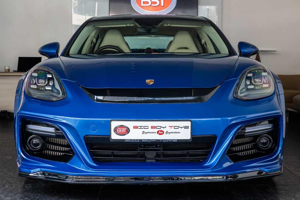 PORSCHE PANAMERA TURBO