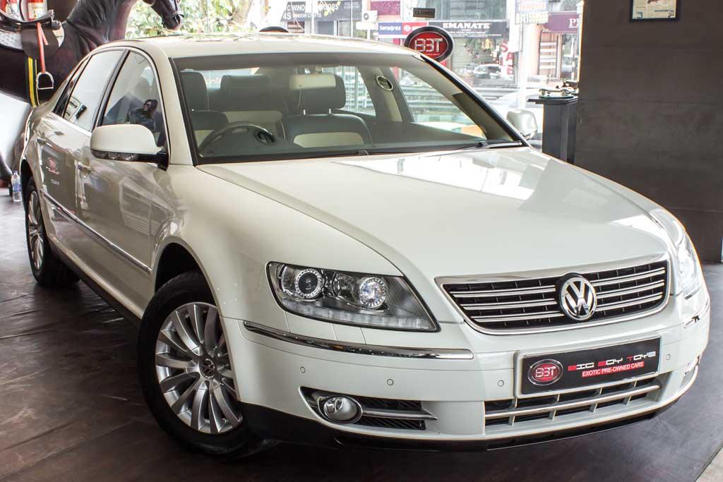 Volkswagen Phaeton Front right side