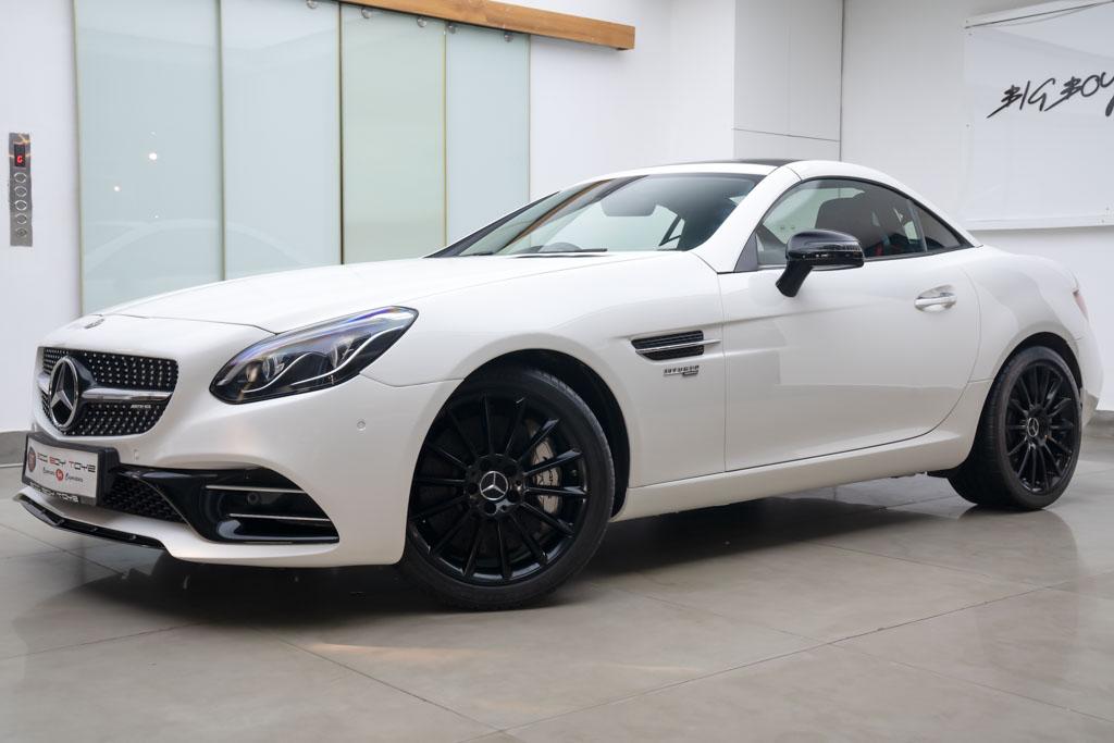 Mercedes Benz SLC 43 AMG 