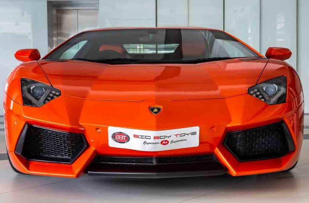 Lamborghini Aventador LP700-4