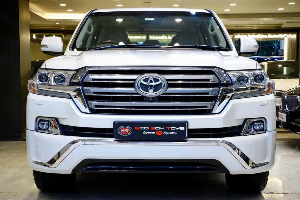TOYOTA LAND CRUISER LC200 VX