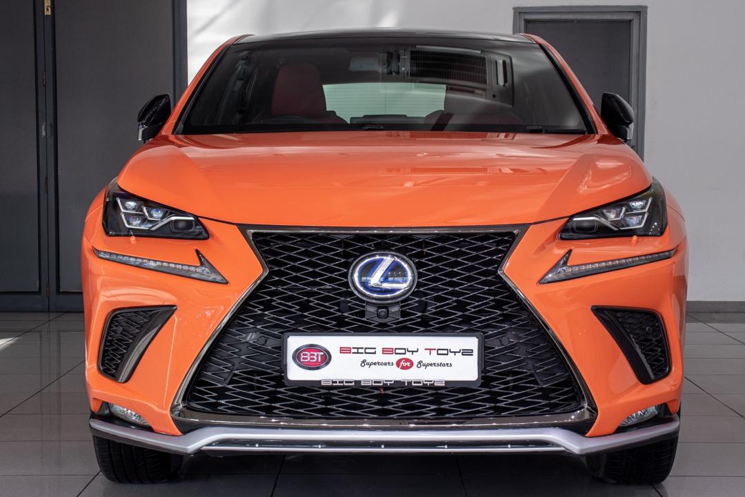 LEXUS NX 300H F Sport