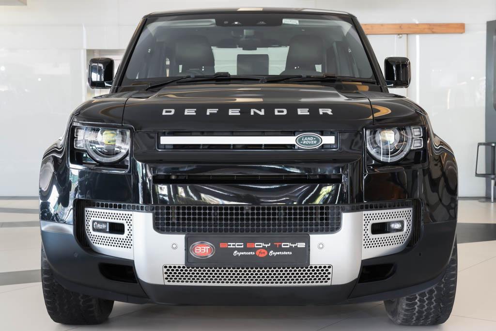 LAND ROVER DEFENDER P300 110 SE