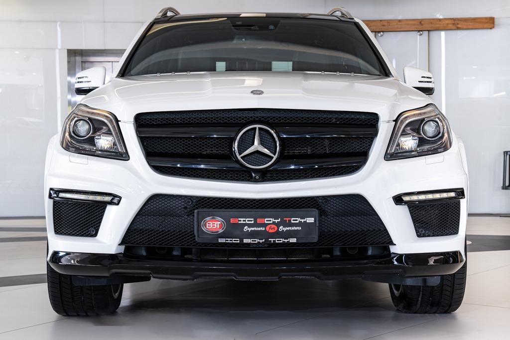 Mercedes-Benz GL63 AMG