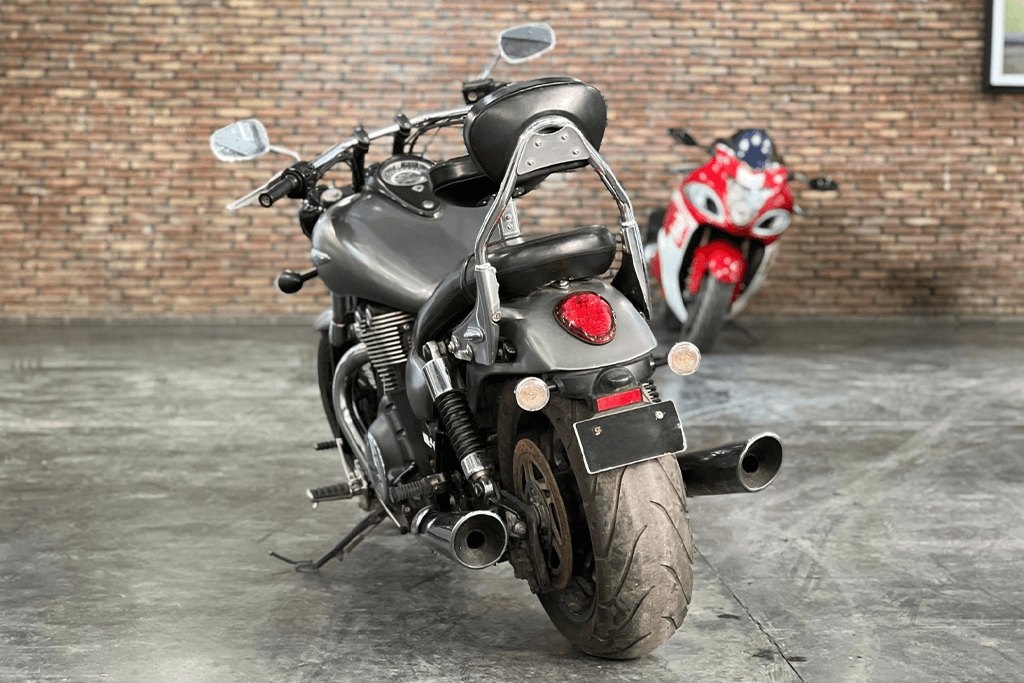 Triumph Thunderbird Storm