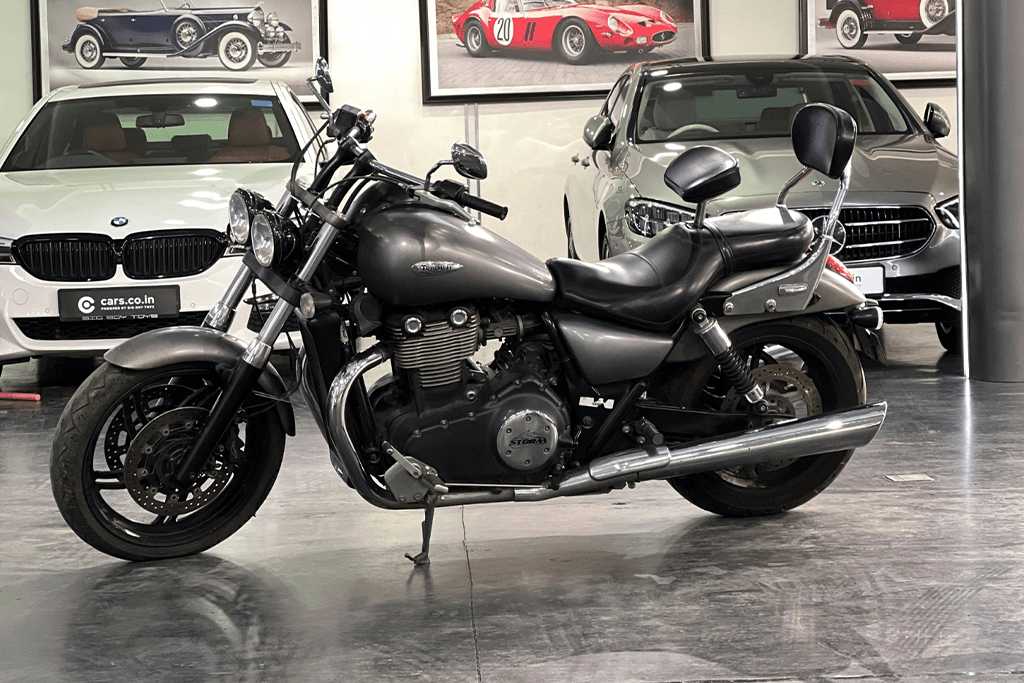 Triumph Thunderbird Storm