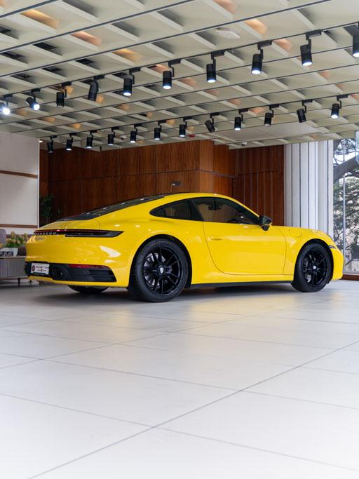 Porsche 992 911 Carrera