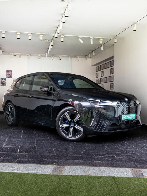 BMW IX XDRIVE40