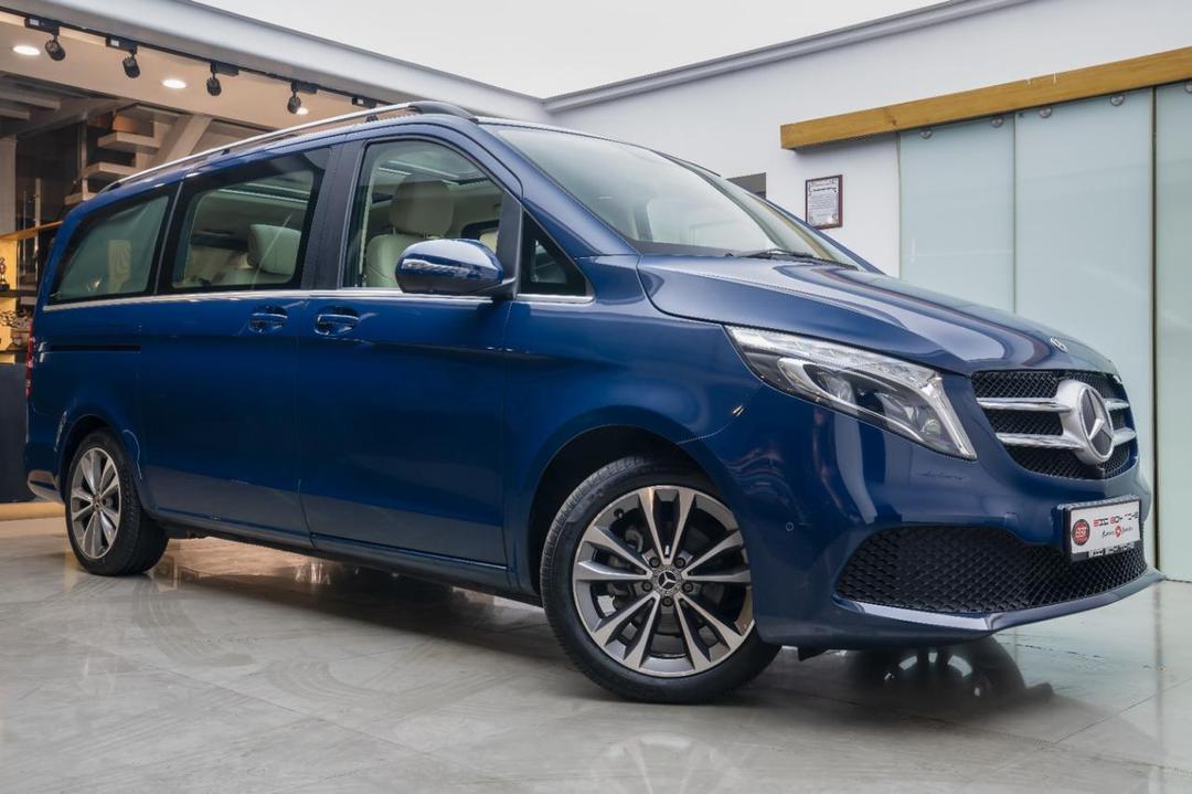 Mercedes Benz V220d Elite 