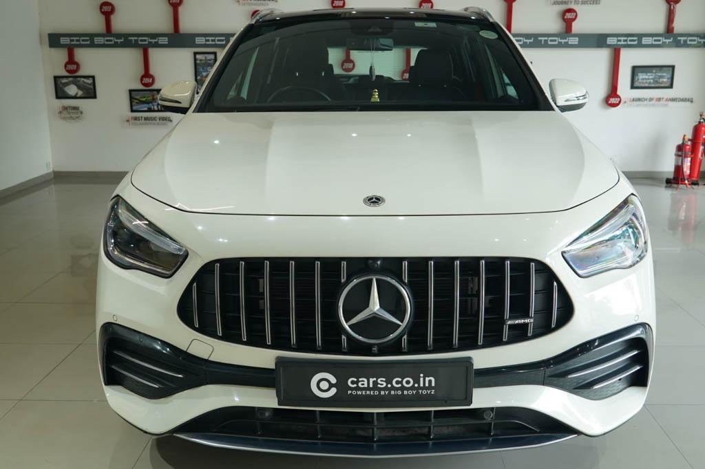 Mercedes AMG GLA 35 4matic