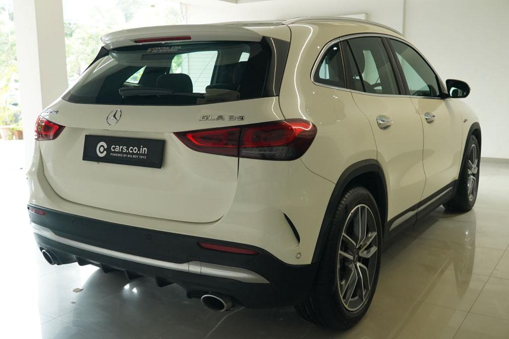 Mercedes AMG GLA 35 4matic