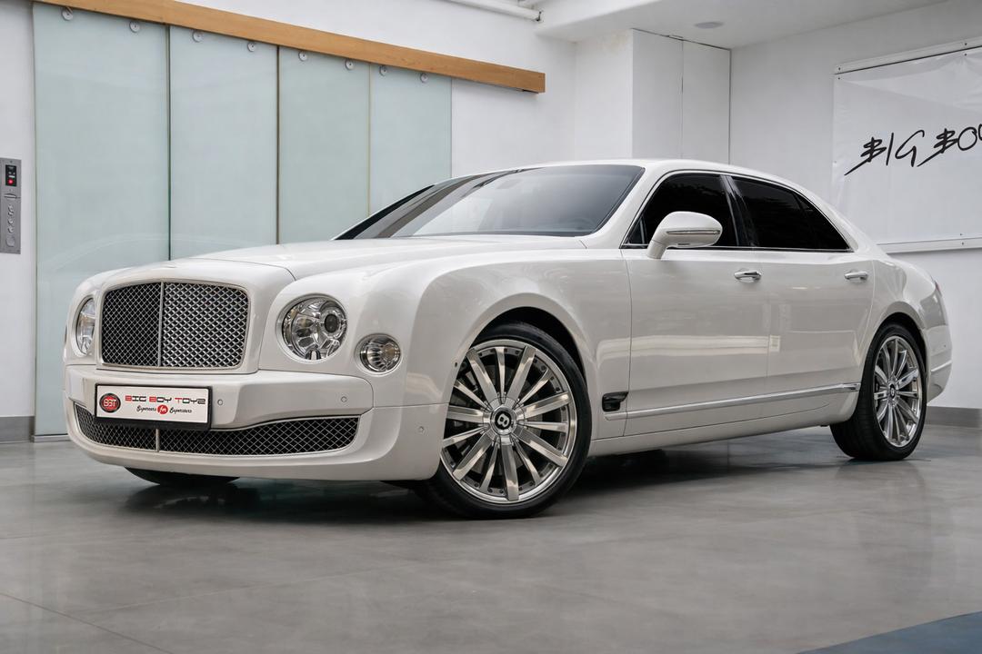 BENTLEY MULSANNE MULLINER V8