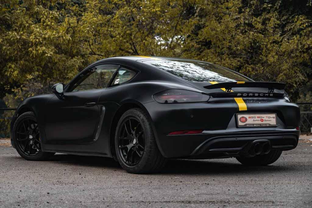 Porsche 718 Cayman 