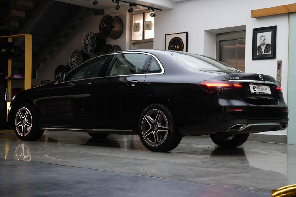 Mercedes Benz E200 AMG Line