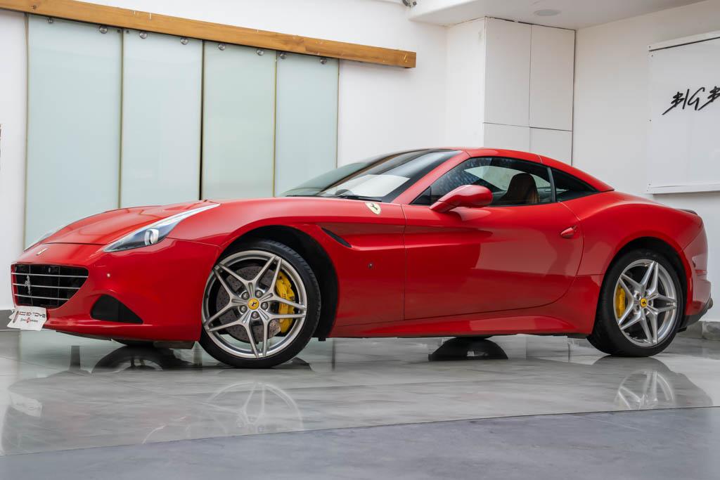 Ferrari California T 