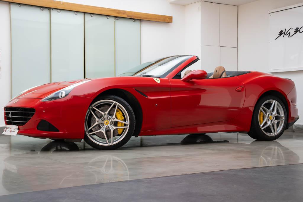 Ferrari California T 