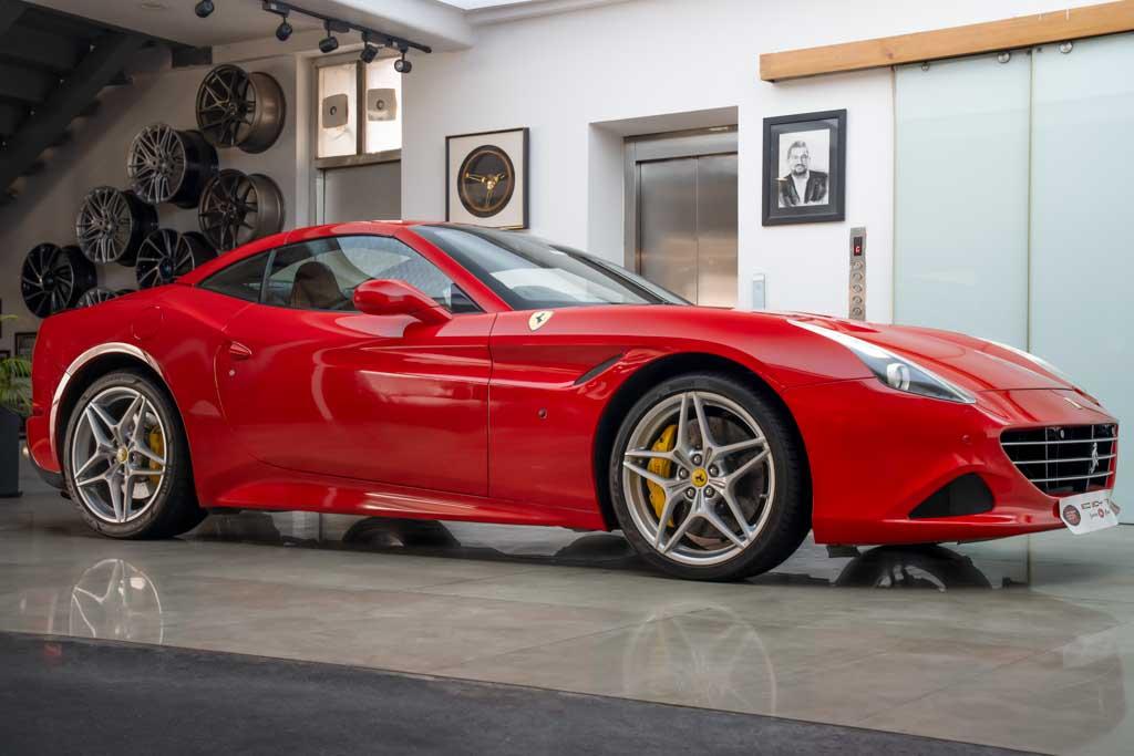 Ferrari California T 