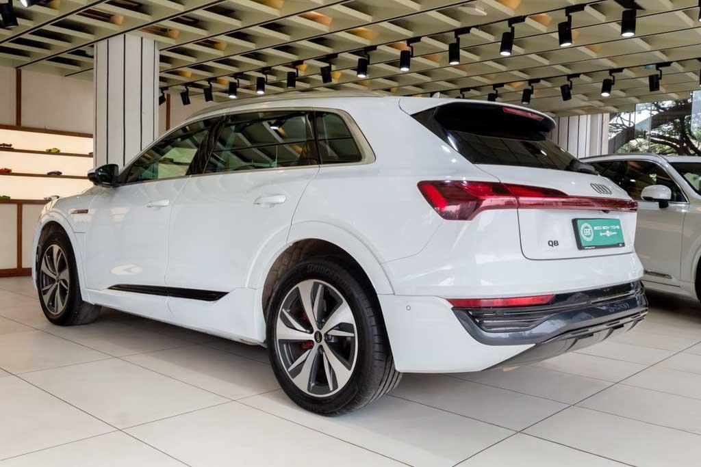 AUDI Q8 E-TRON 55 QUATTRO