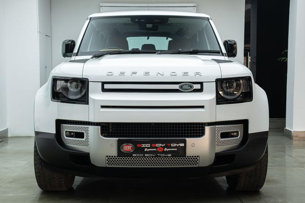 Land Rover Defender 110 P300 HSE