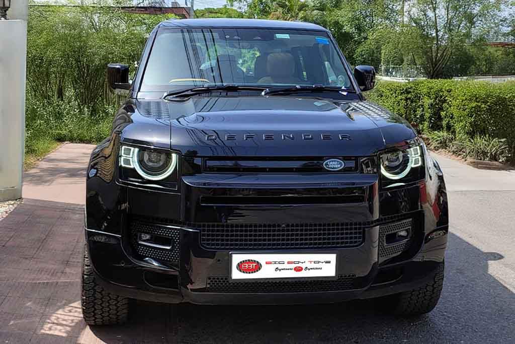 Land Rover Defender 110 P300 HSE