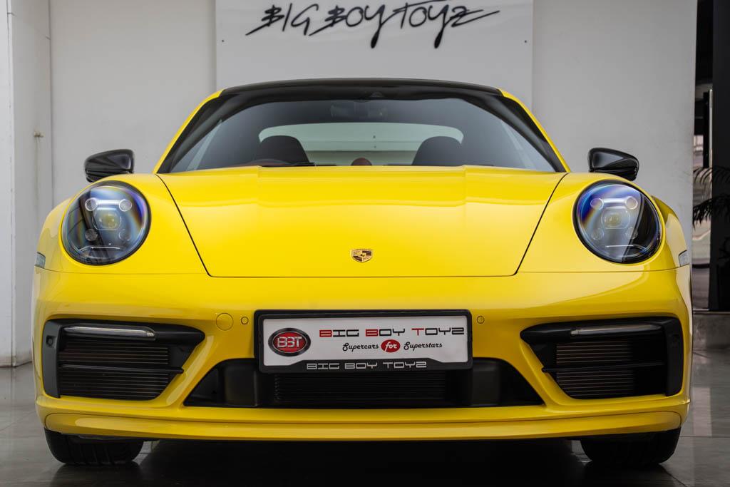 Porsche 992 911 Carrera