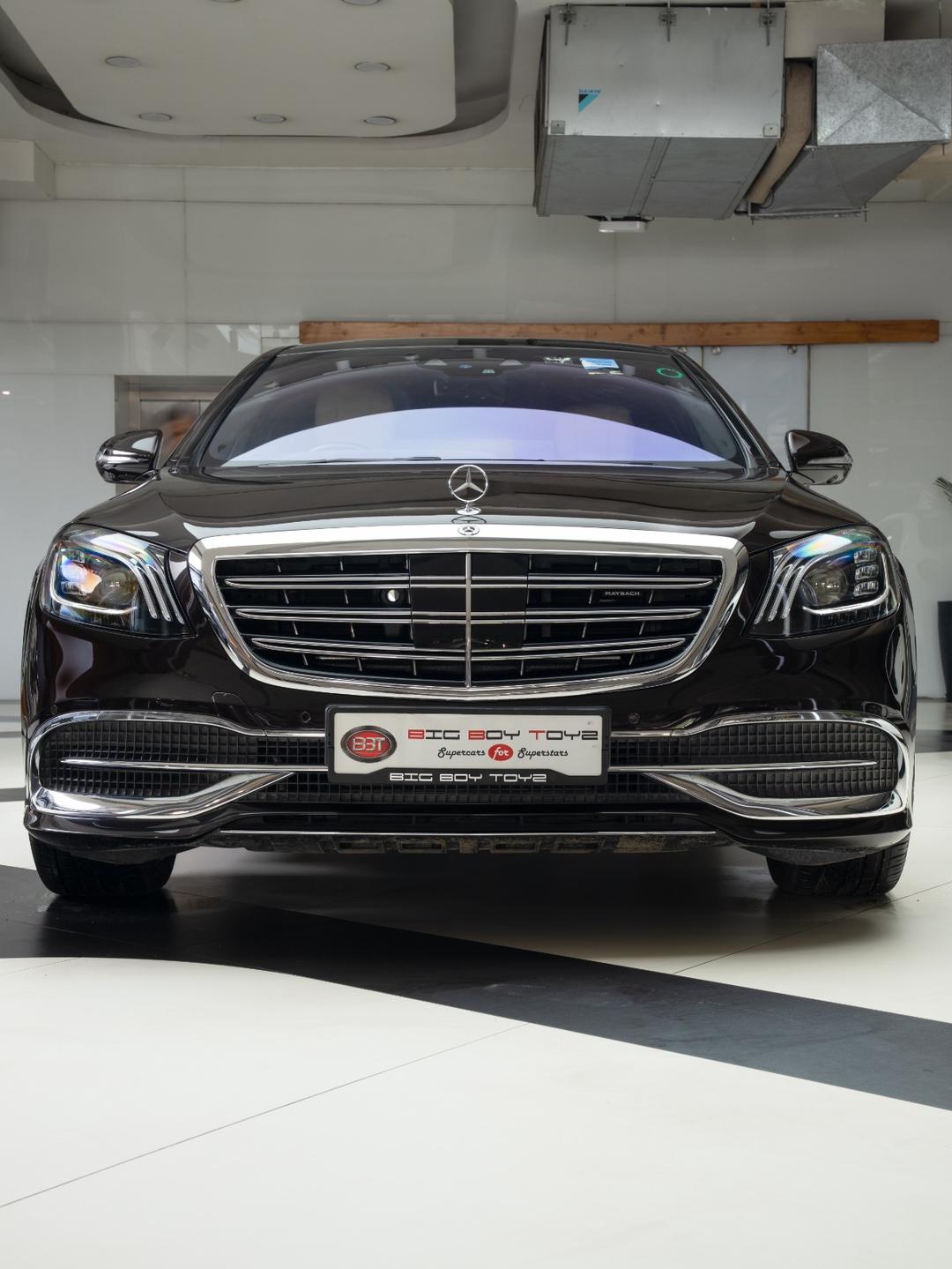 Mercedes Maybach S560