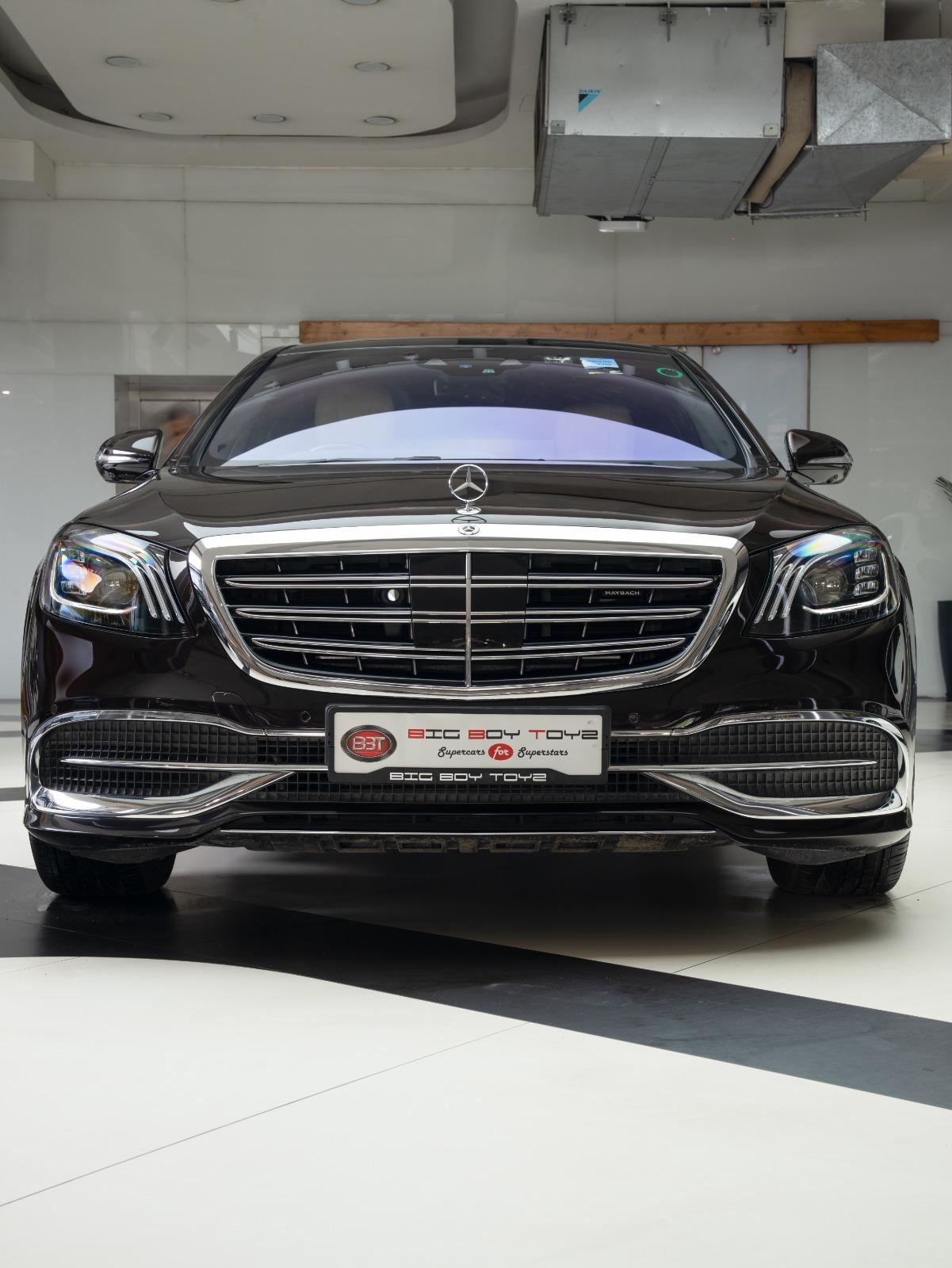 Mercedes Maybach S560