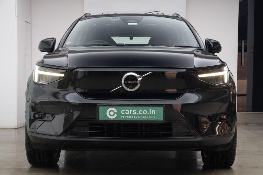 VOLVO XC40 RECHARGE P8