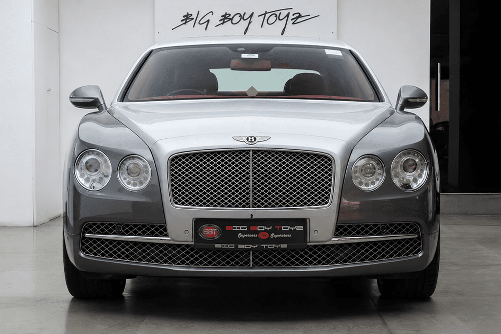 Bentley Flying Spur V8 